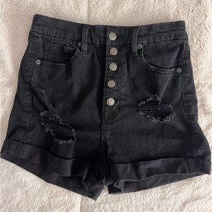 Black Aero Super High Rise Curvy Short